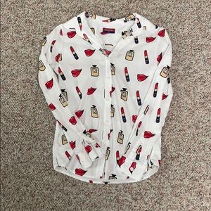 Lipstick shirt